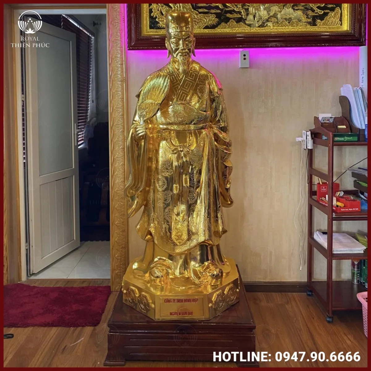 Tượng Khổng Minh bằng đồng thếp vàng 9999 cao 1m7