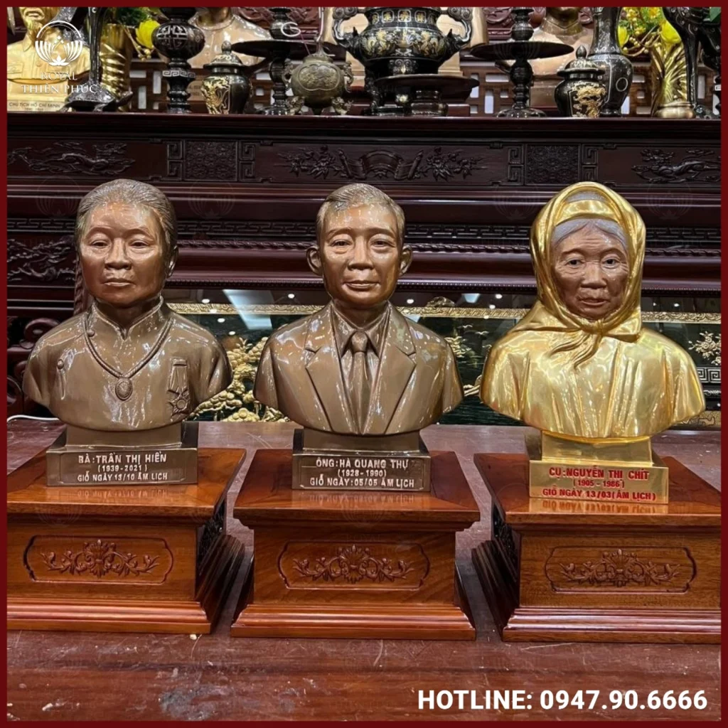 Tượng chân dung cụ ông, cụ bà bằng đồng