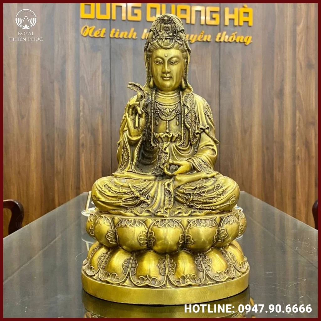 Tượng Quan Thế Âm Bồ Tát đồng vàng
