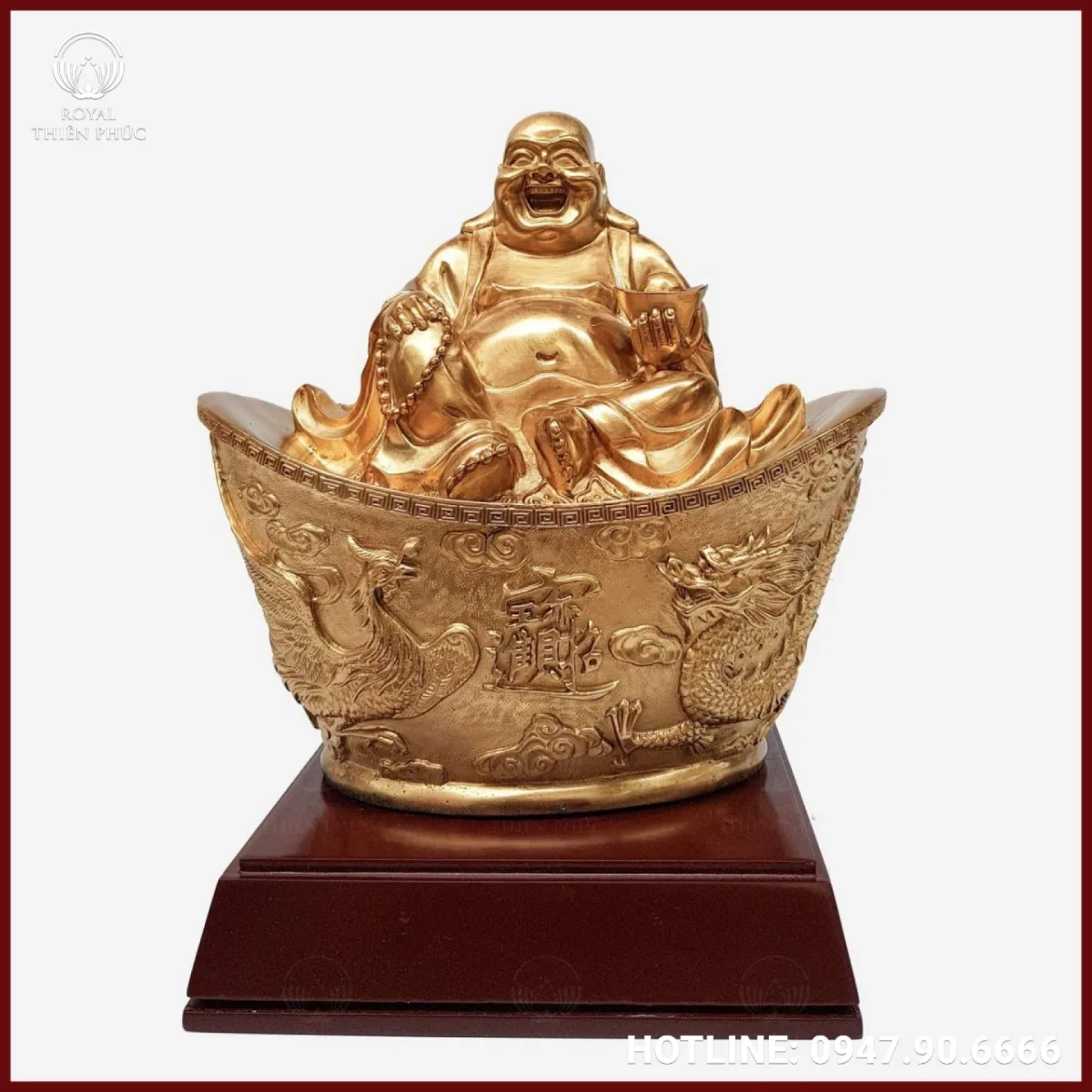 Tượng di lặc ngồi trên thỏi kim nguyên bảo