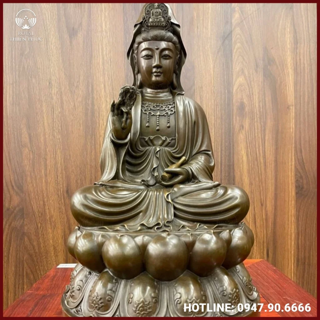 Tượng Quan Thế Âm Bồ Tát ngồi thiền đồng vàng giả cổ