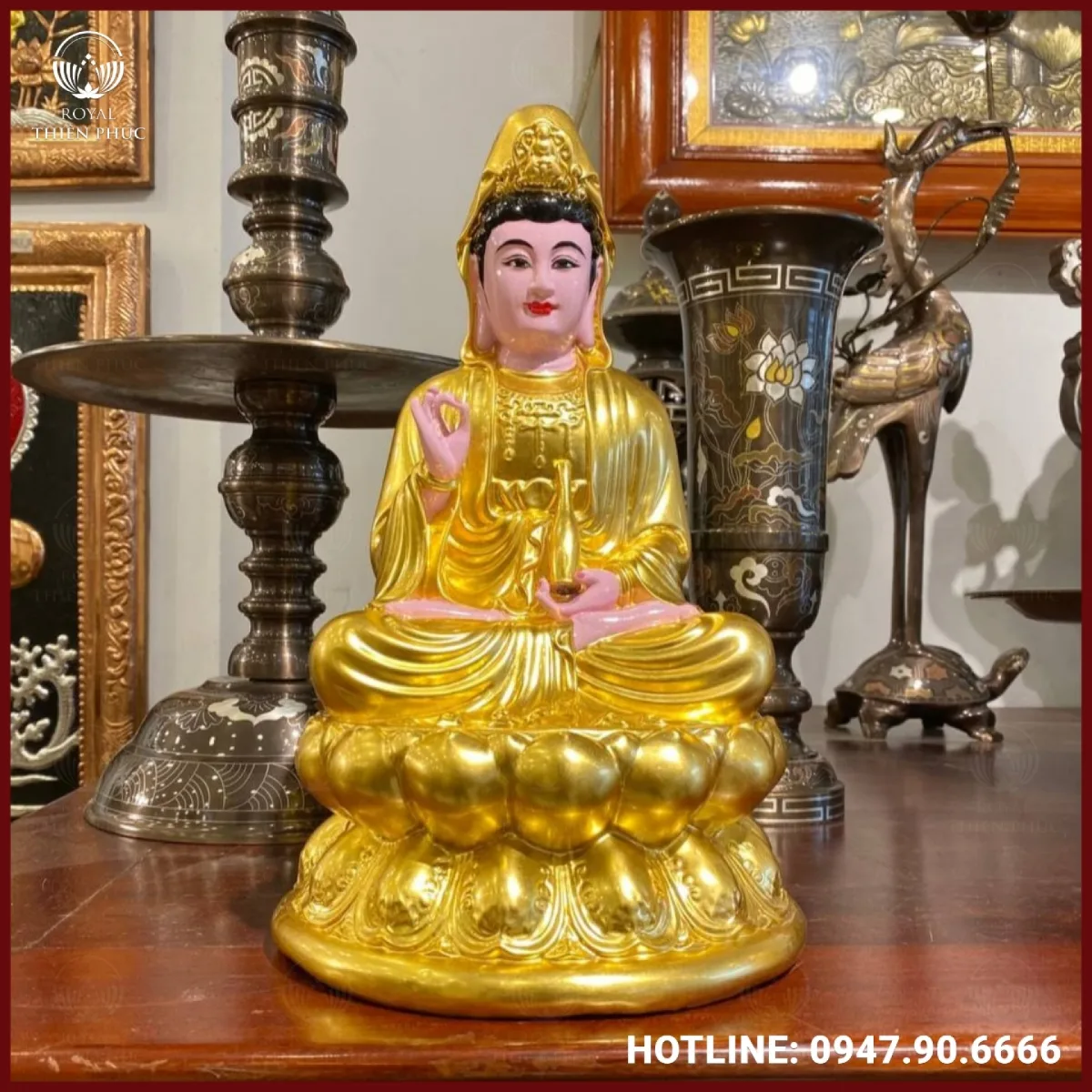 Tượng Phật Quan Âm bằng đồng đỏ dát vàng