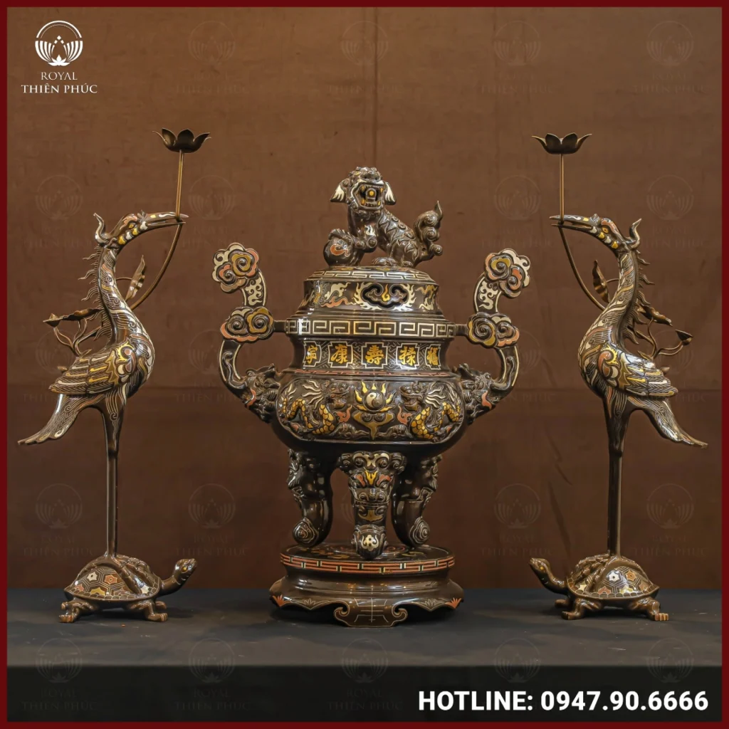 Bộ tam sự bằng đồng đỉnh hạc khảm ngũ sắc thờ gia tiên