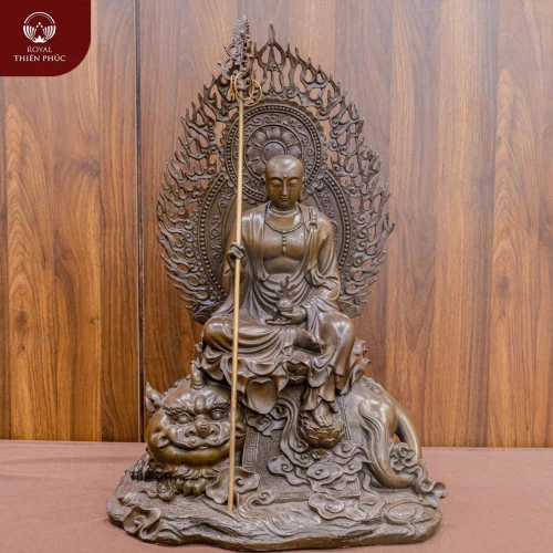 Tượng Bồ Tát Địa Tạng đồng vàng hun kích thước 53x34x22 cm nặng 10,6kg