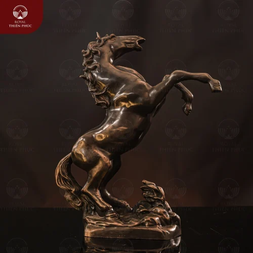 Tượng ngựa hí vang bằng đồng đỏ làm màu giả cổ cao 37cm