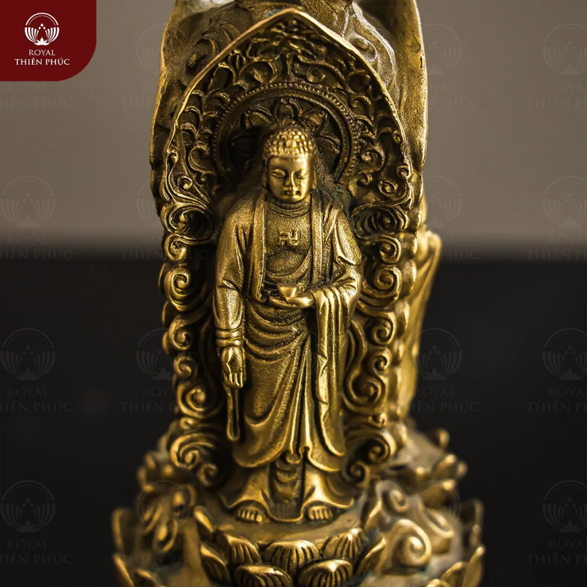 Tượng Phật 3 mặt đứng trên tòa sen bằng đồng vàng cao 18cm