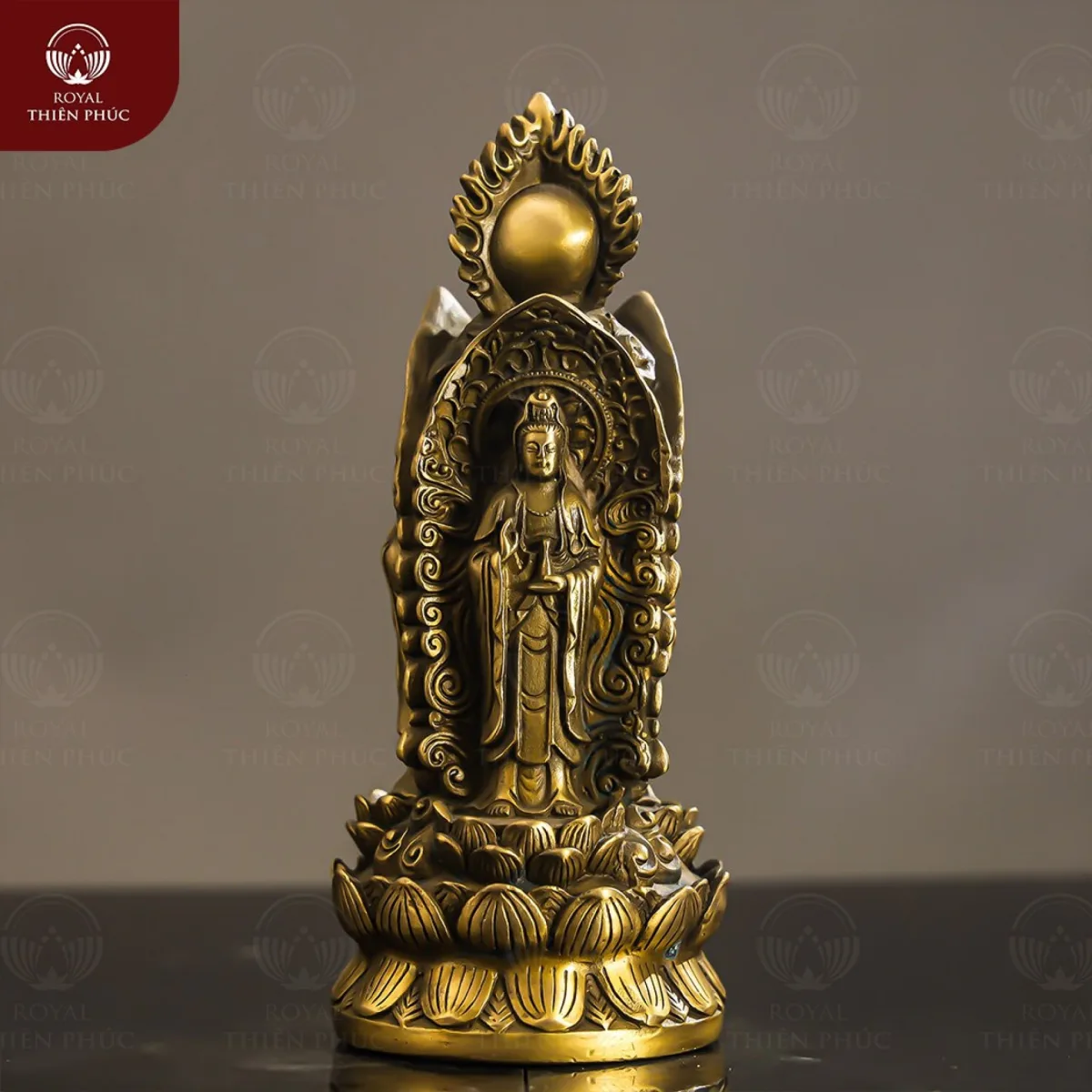 Tượng Phật 3 mặt đứng trên tòa sen bằng đồng vàng cao 18cm