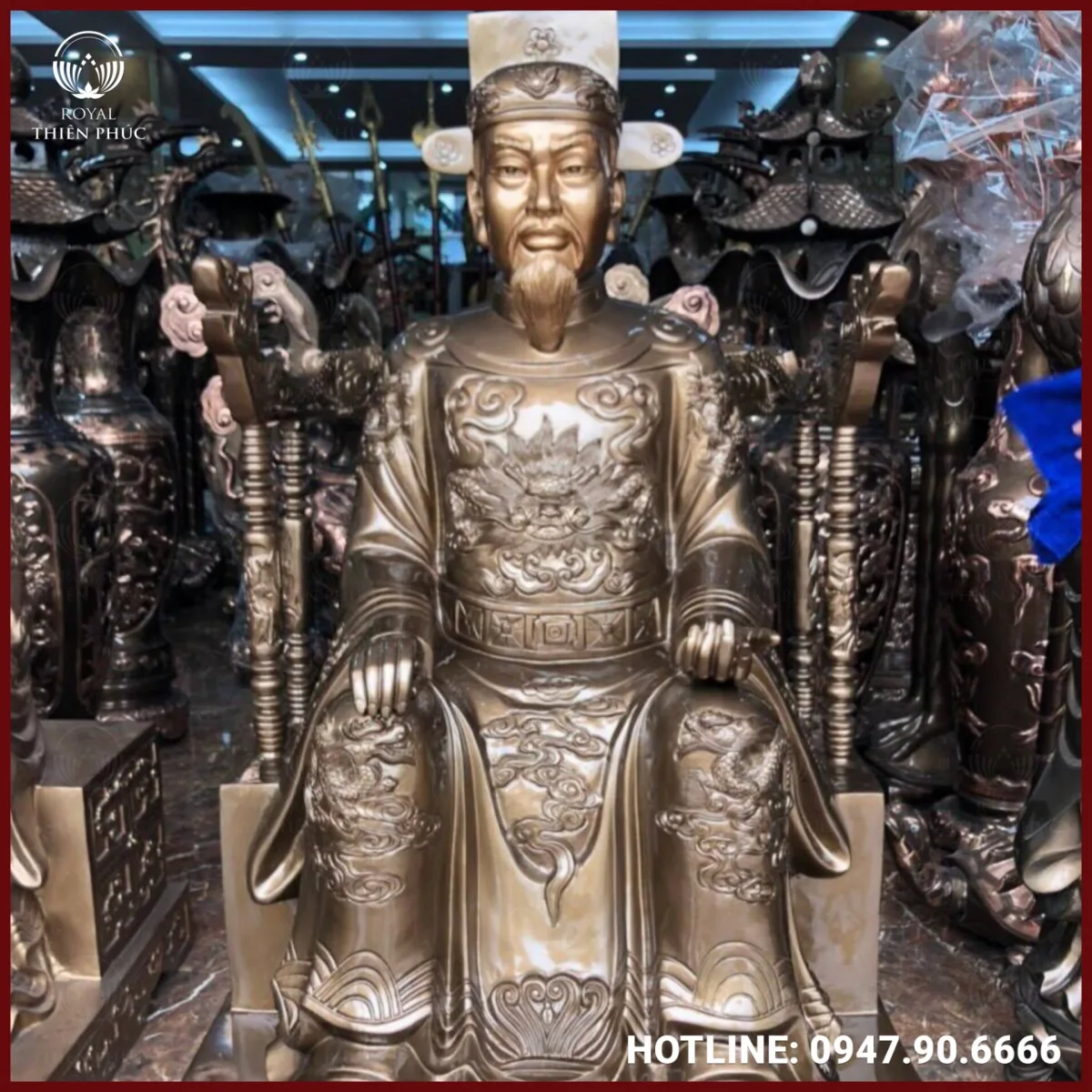 Tượng cụ tổ chế tác dáng ngồi bằng đồng đỏ tinh xảo