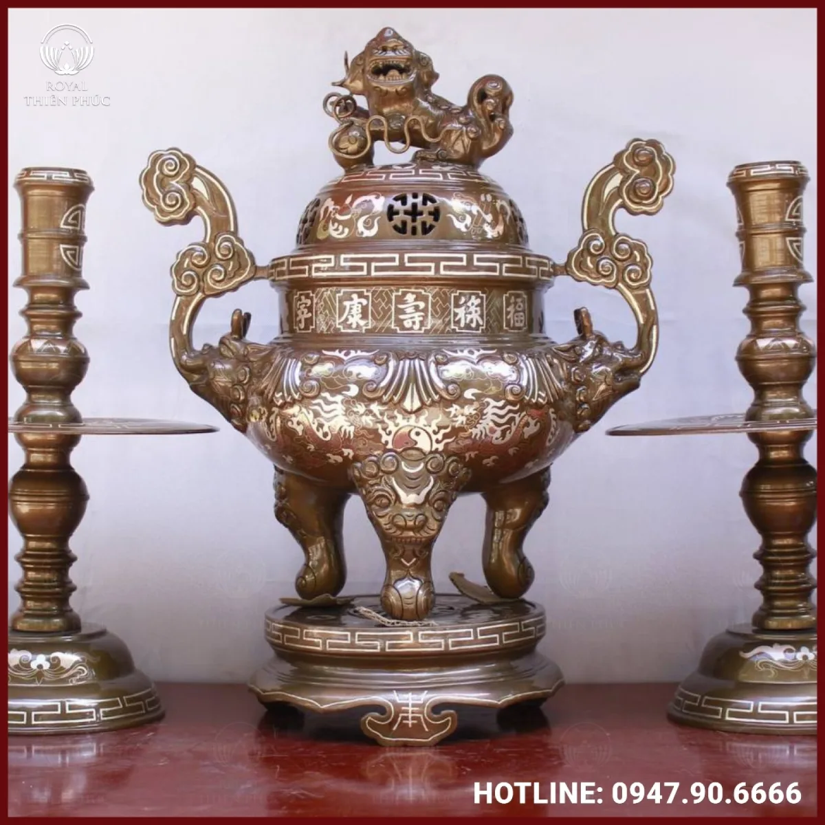 Tam sự nến chạm hoa sòi bằng đồng khảm tam khí cao cấp