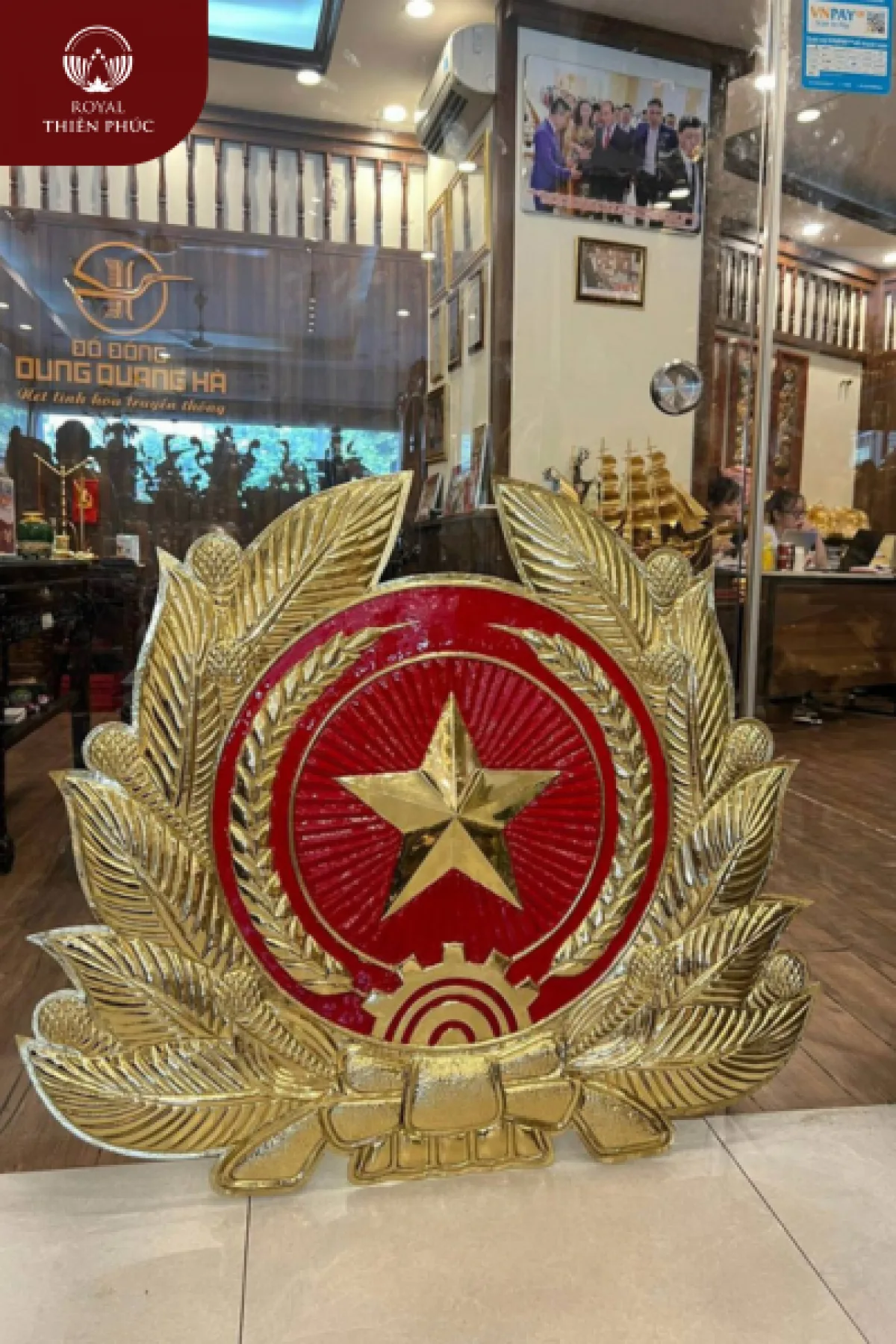 Quân hiệu bằng đồng