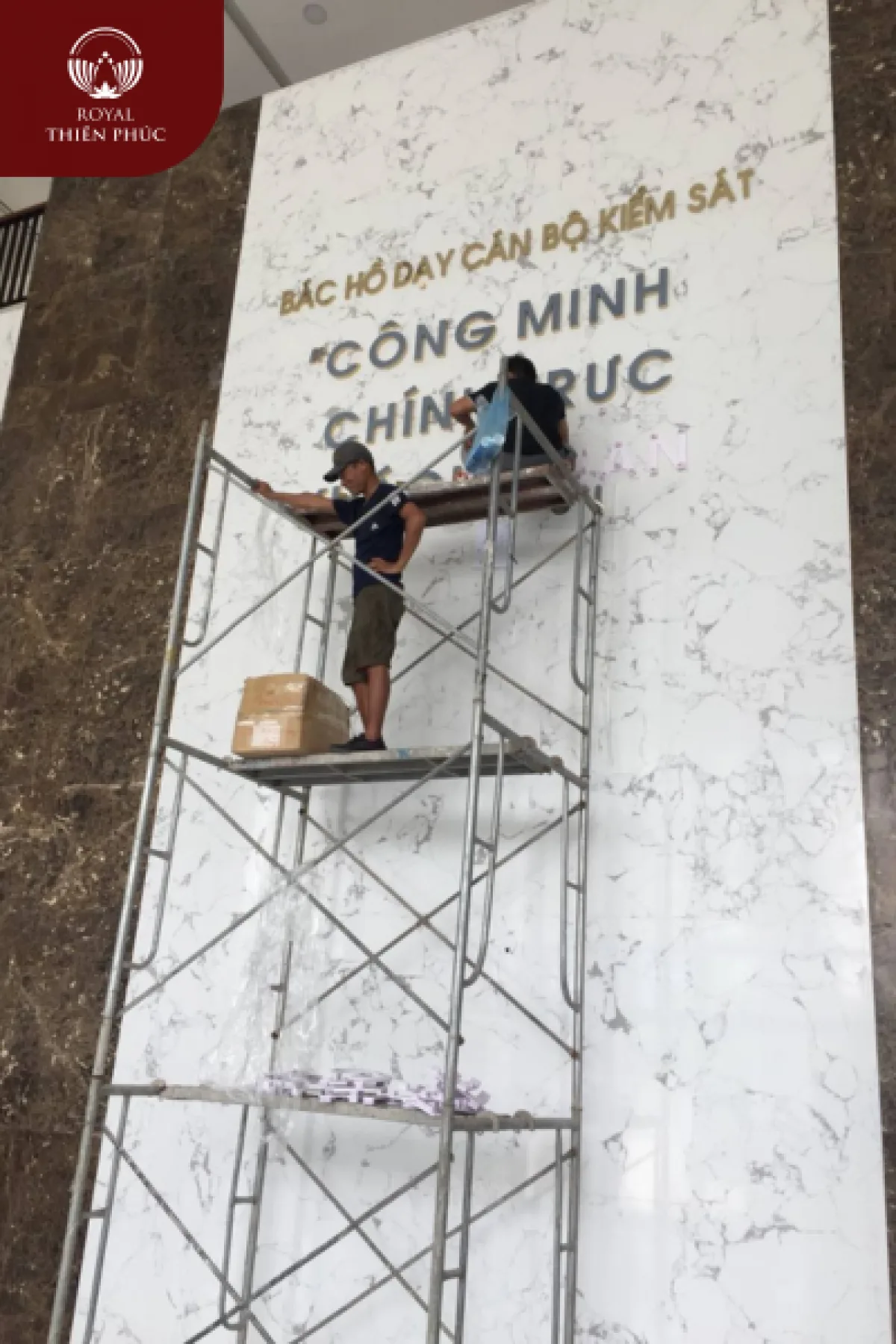 Hoàn thiện và lắp đặt bộ chữ tại Viện Kiểm Sát Hà Nội