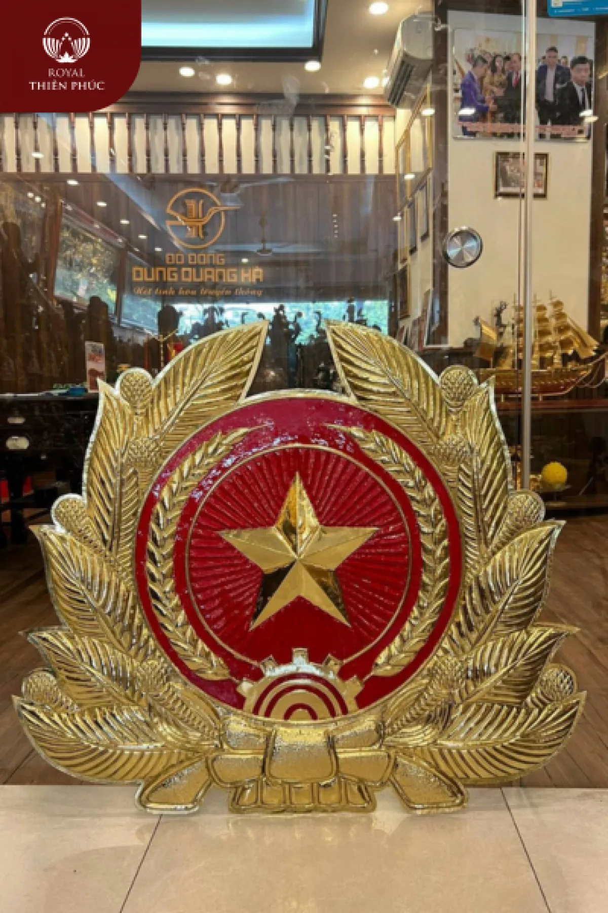Quân hiệu bằng đồng