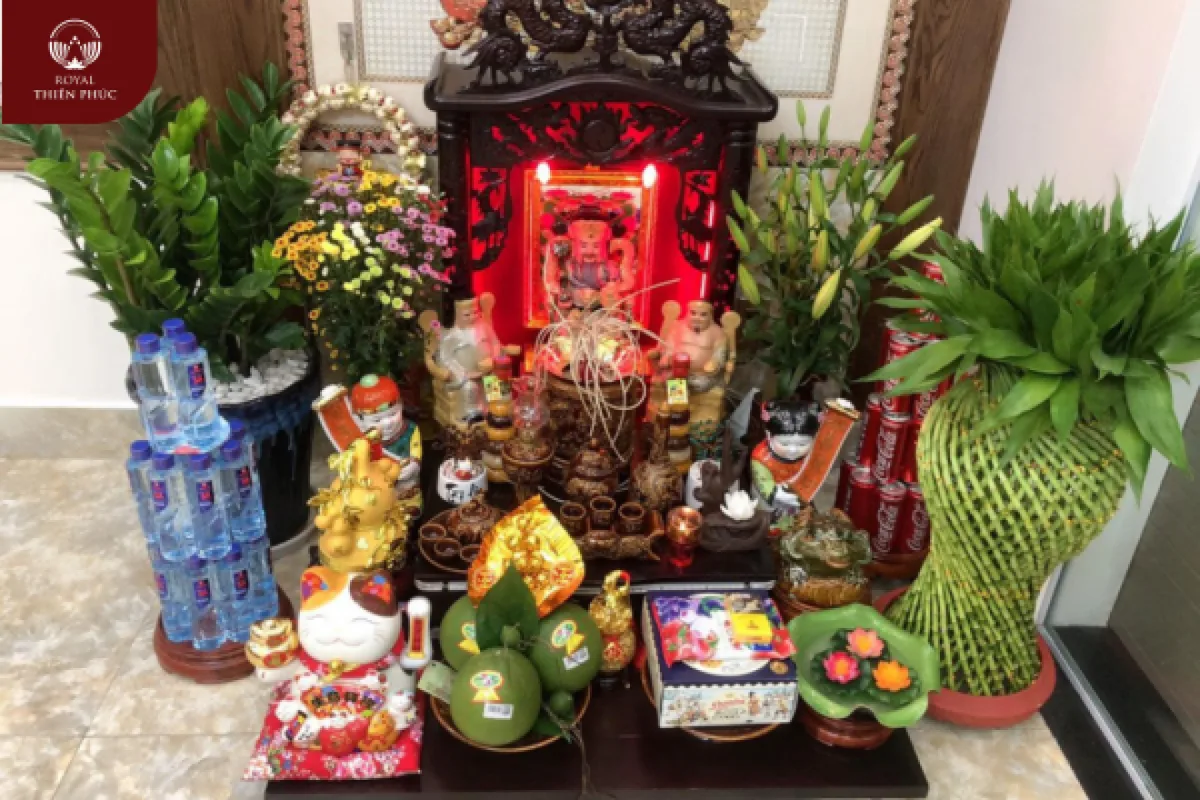Vị trí đặt cây trên bàn thờ Thần Tài