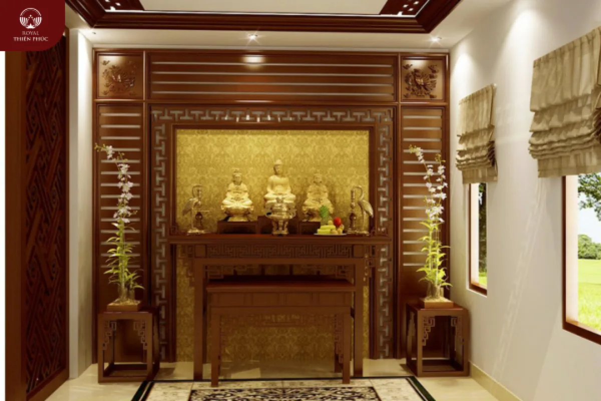 Người thực hiện lập bàn thờ