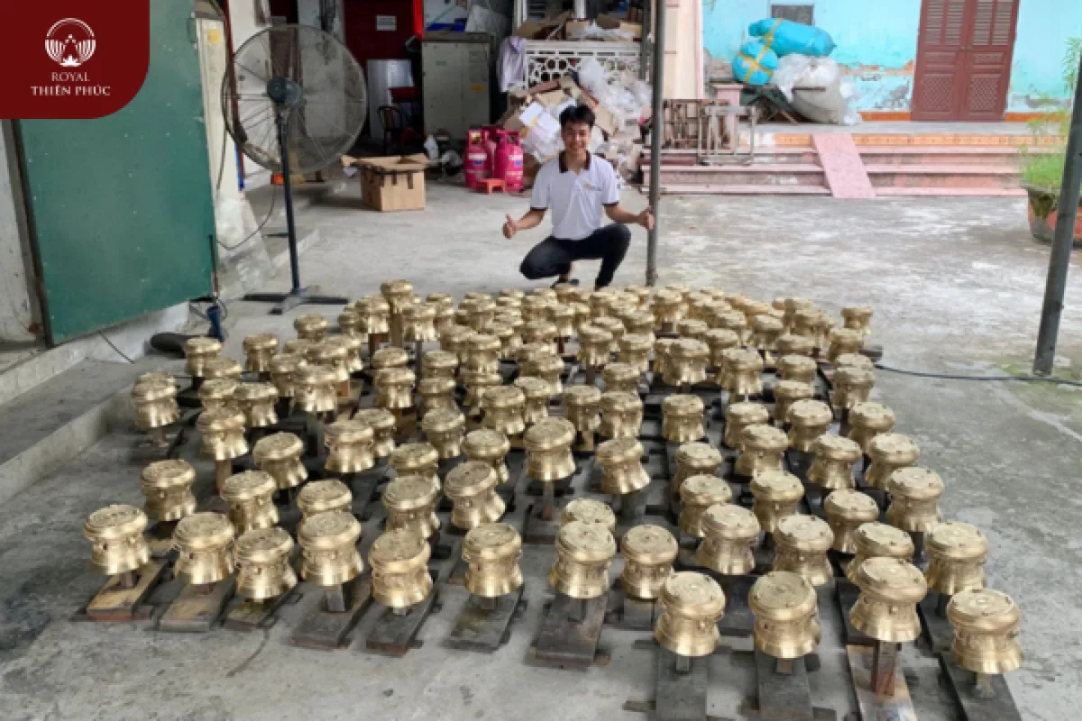 Chế tác trống đồng quà tặng bằng đồng vàng cao cấp