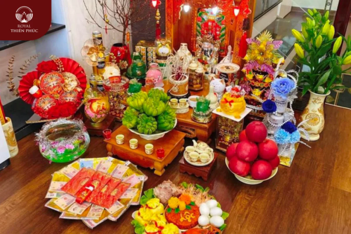 Có cần cúng ông Công ông Táo ban thờ Thần Tài hay không?