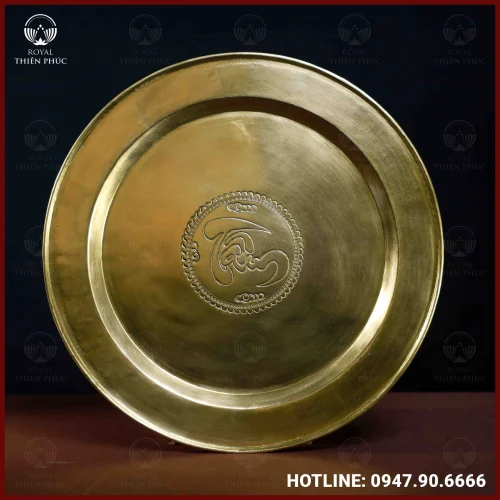 Mâm đồng vàng chữ Tâm đường kính 60cm nặng 3,1kg