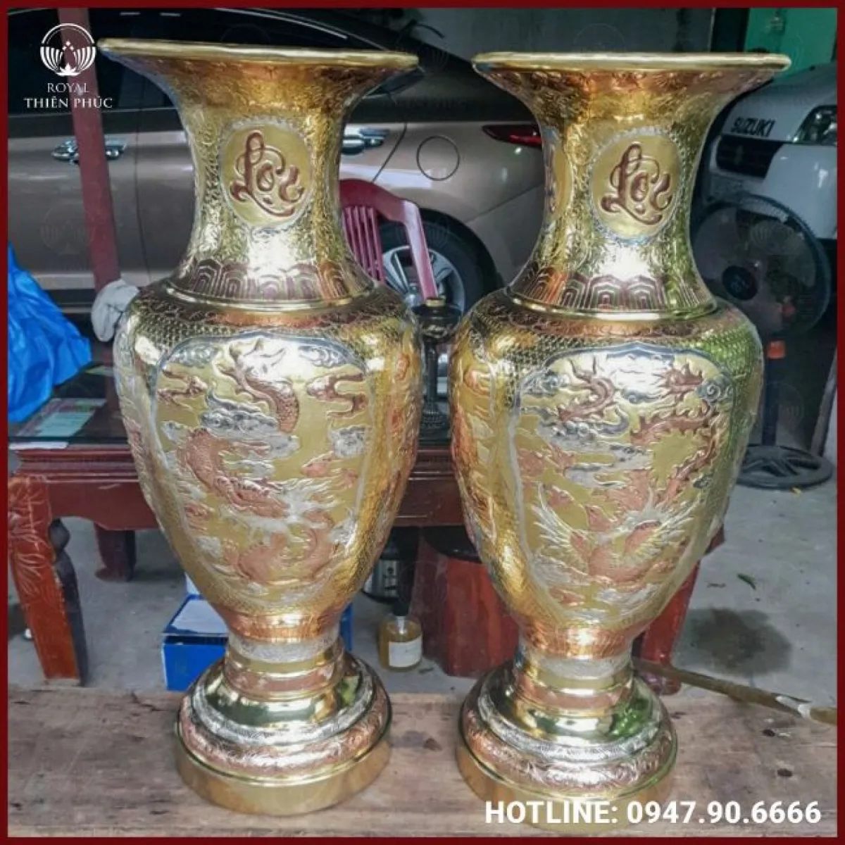 Lọ lục bình bằng đồng vàng catut thiết kế độc đáo cao 1m1