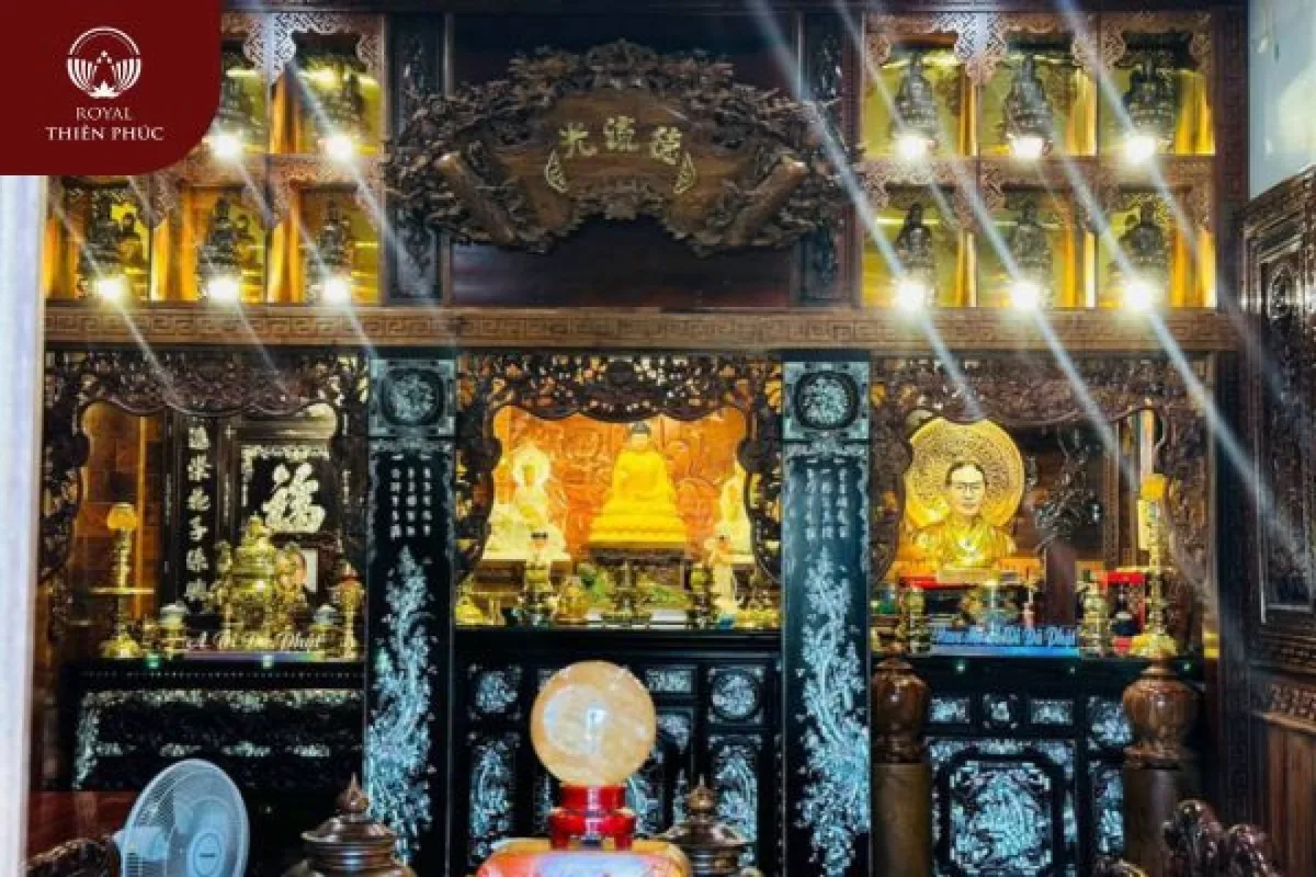 Một Số Nguyên Tắc Đặt Bàn Thờ Phật Và Gia Tiên