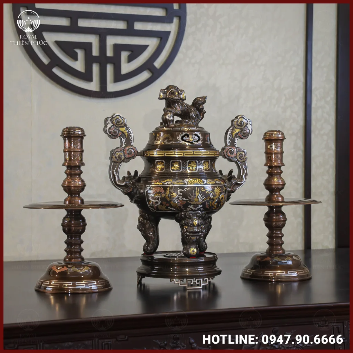 Bộ tam sự nến đồng đỏ khảm ngũ sắc song long chầu nguyệt cao 50cm