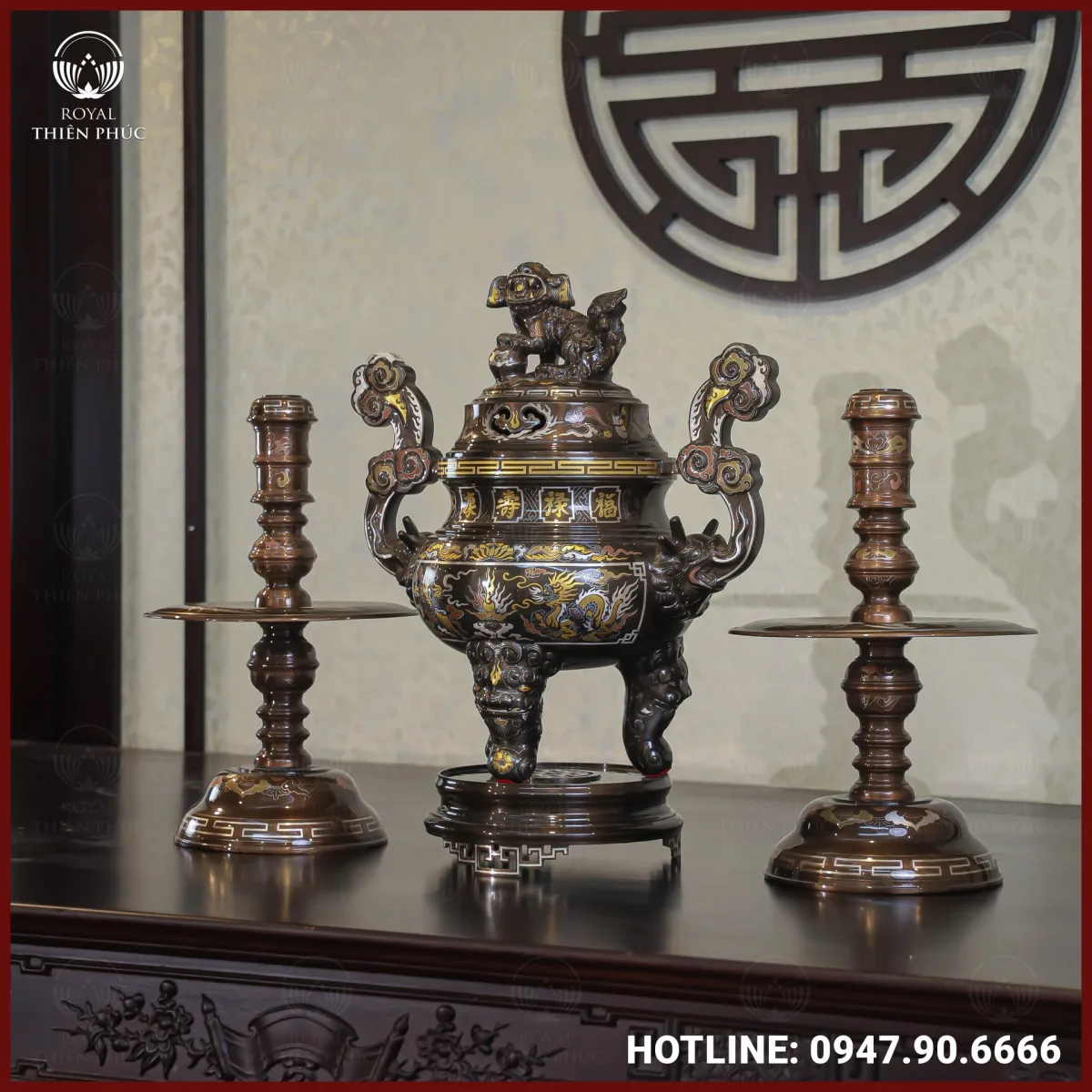 Bộ tam sự nến đồng đỏ khảm ngũ sắc song long chầu nguyệt cao 50cm