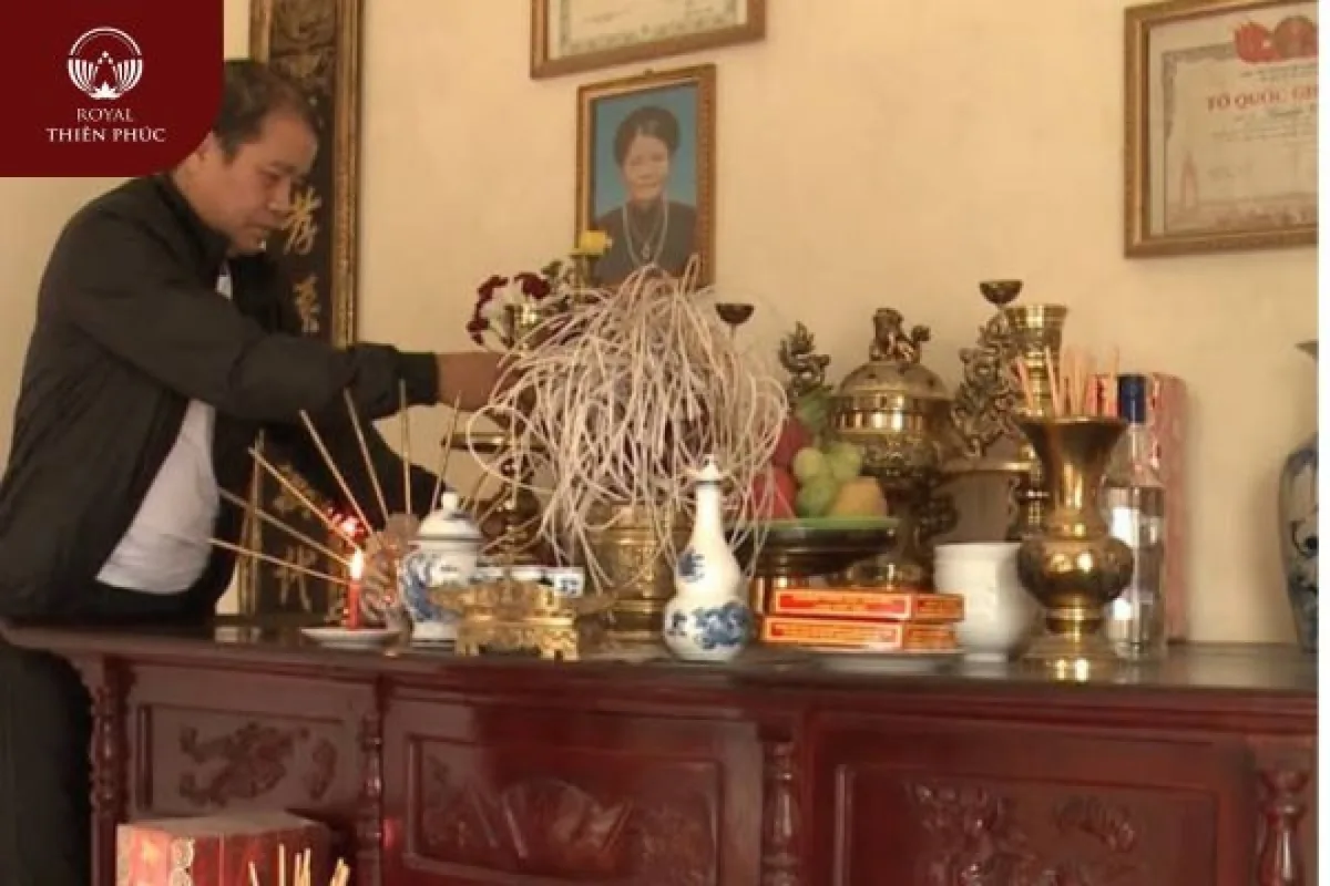 Cách Đặt Ảnh Thờ Ông Bà Bố Mẹ Trên Bàn Thờ Gia Tiên Chuẩn