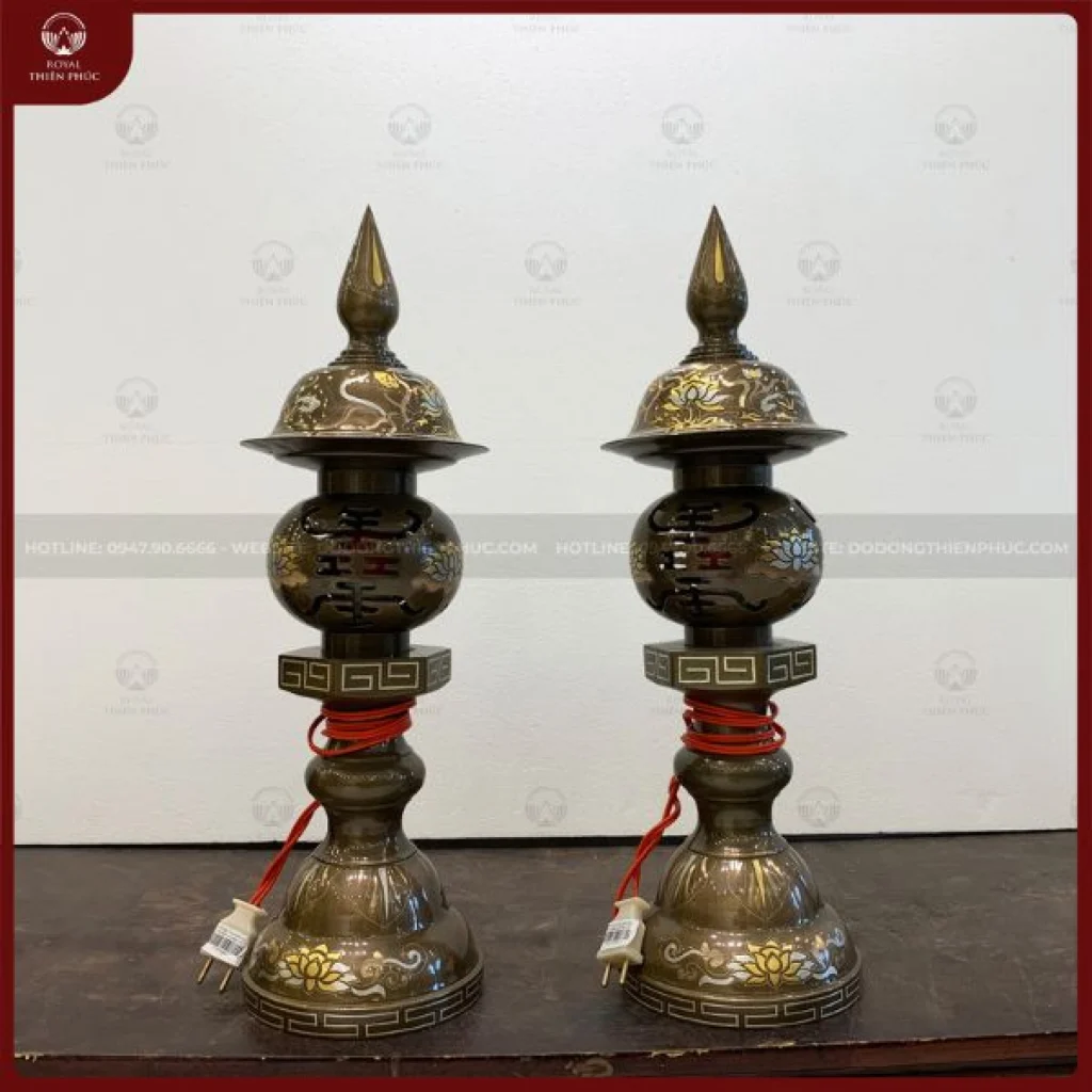 Đèn thờ bằng đồng khảm ngũ sắc cao 50cm