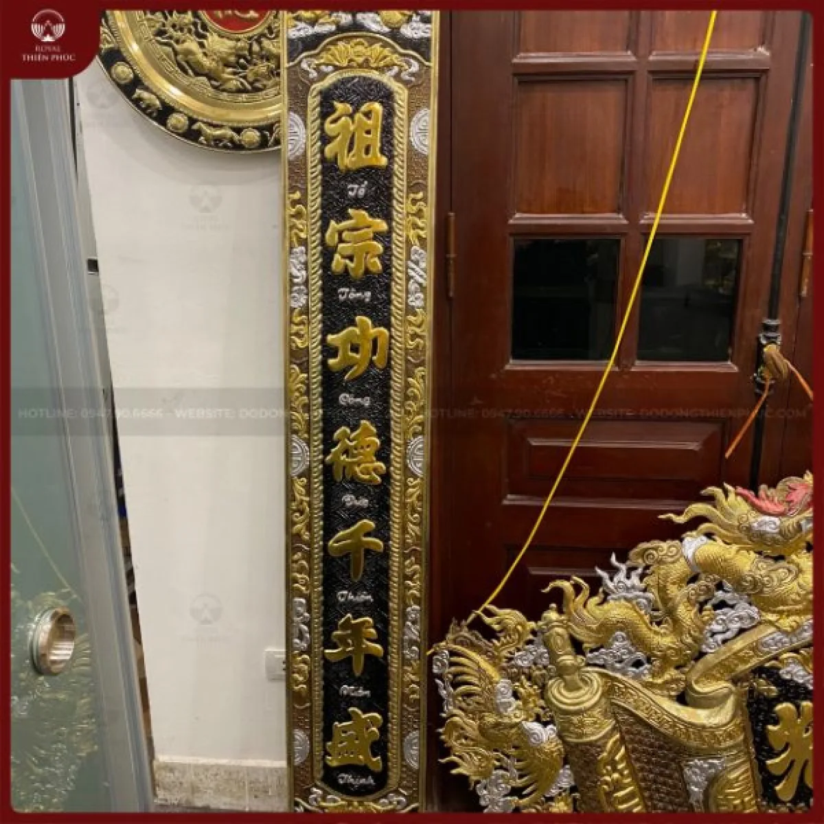 Cuốn thư câu đối khảm tam khí 1m55