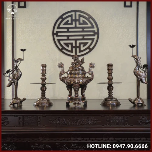 Bộ ngũ sự đồng đỏ khảm ngũ sắc chạm sòi cao 50cm