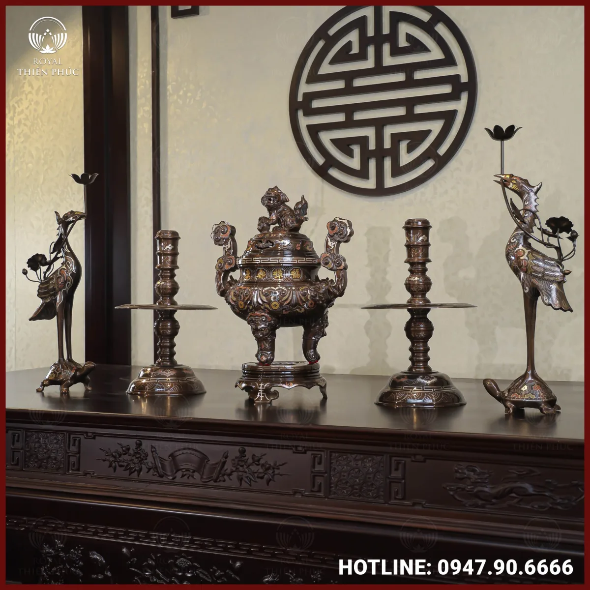 Bộ ngũ sự đồng đỏ khảm ngũ sắc chạm sòi cao 50cm