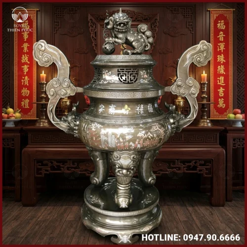 Đỉnh đồng cỡ lớn thân chạm khung cảnh Vinh Quy Bái Tổ bằng đồng đỏ