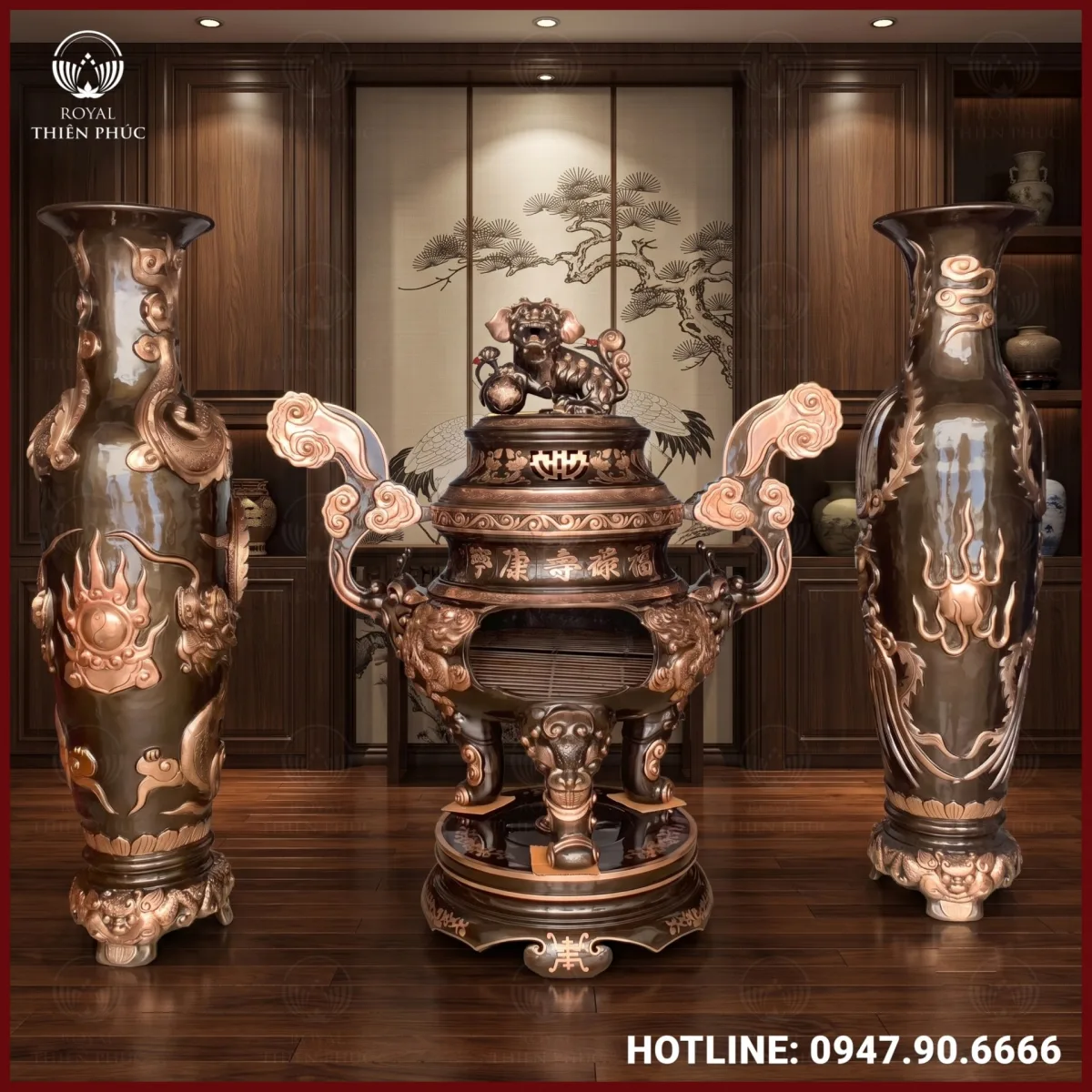 Đỉnh đồng thất lân và đôi lọ lộc bình đồng đỏ 
