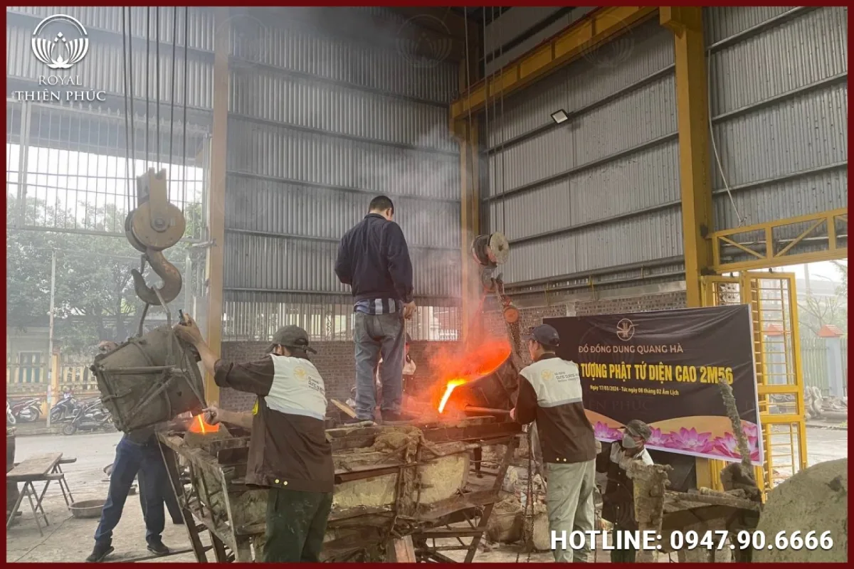 Đồ đồng Dung Quang Hà thực hiện Lễ đúc Tượng Phật Tứ Diện cao 2m56