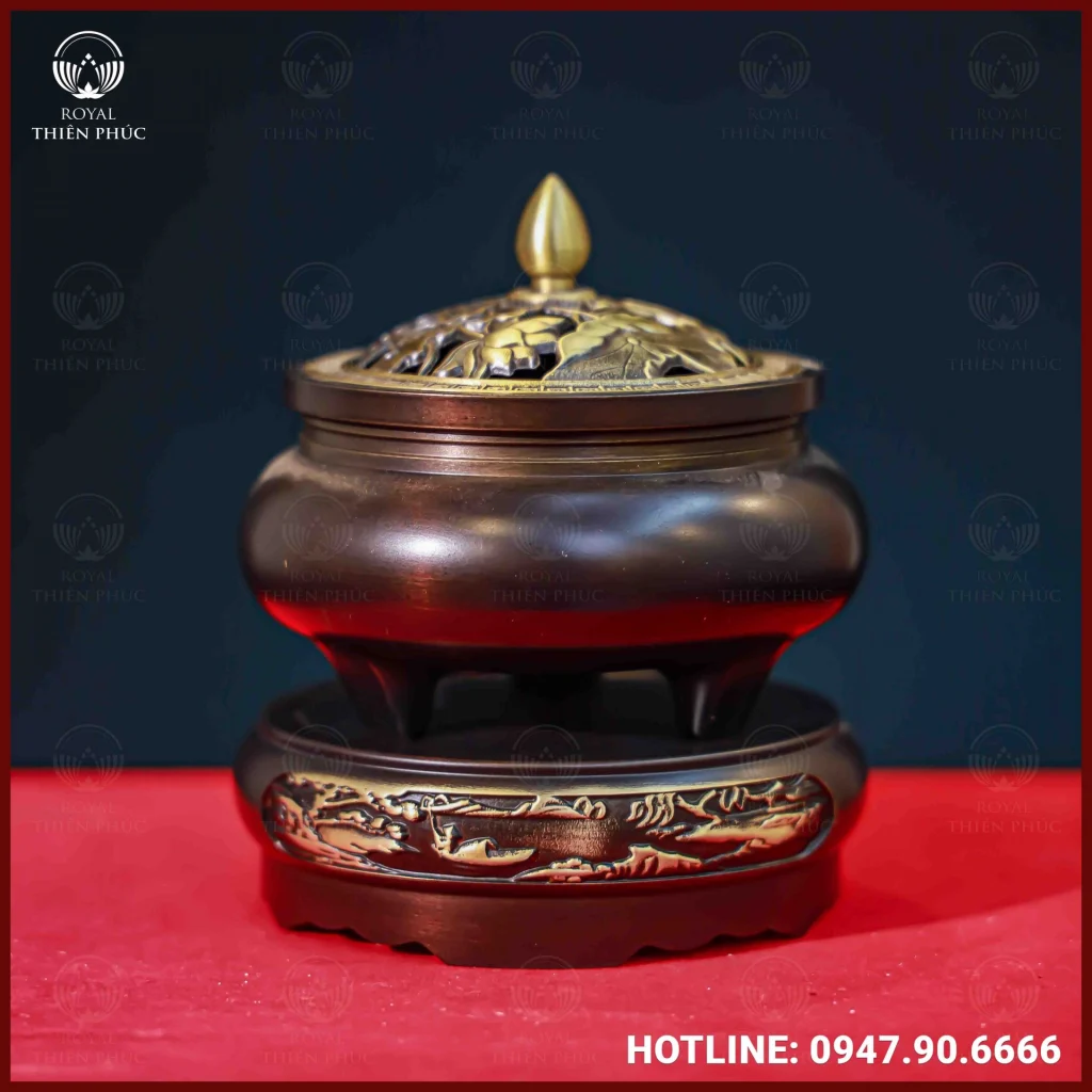 Trầm sen bướm đồng vàng màu hun cao 11cm đường kính 8cm