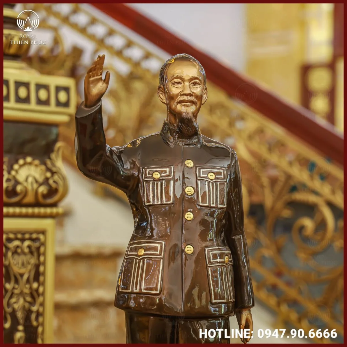 Ý nghĩa tượng Bác Hồ vẫy tay