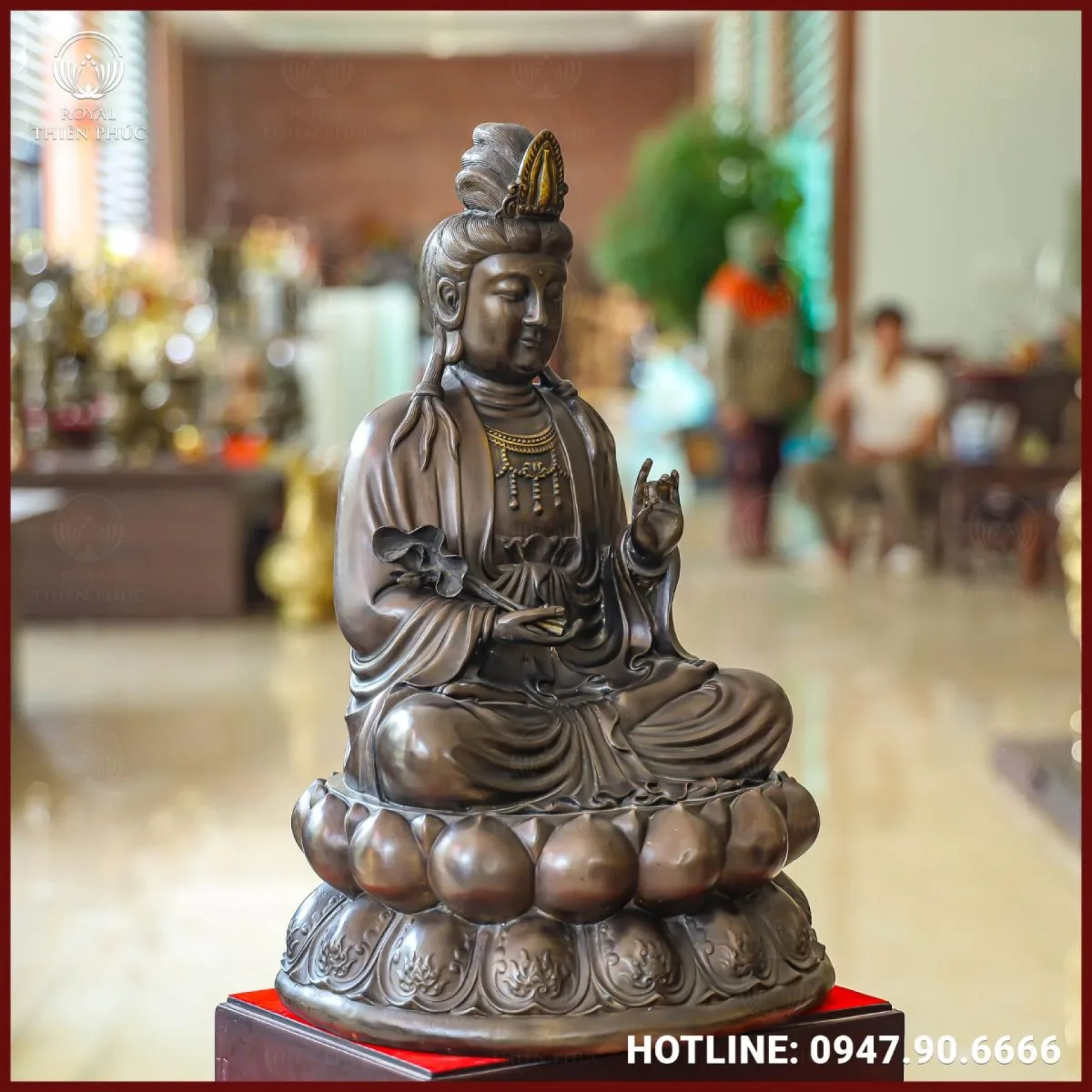 Màu sắc trang nghiêm, cổ kính
