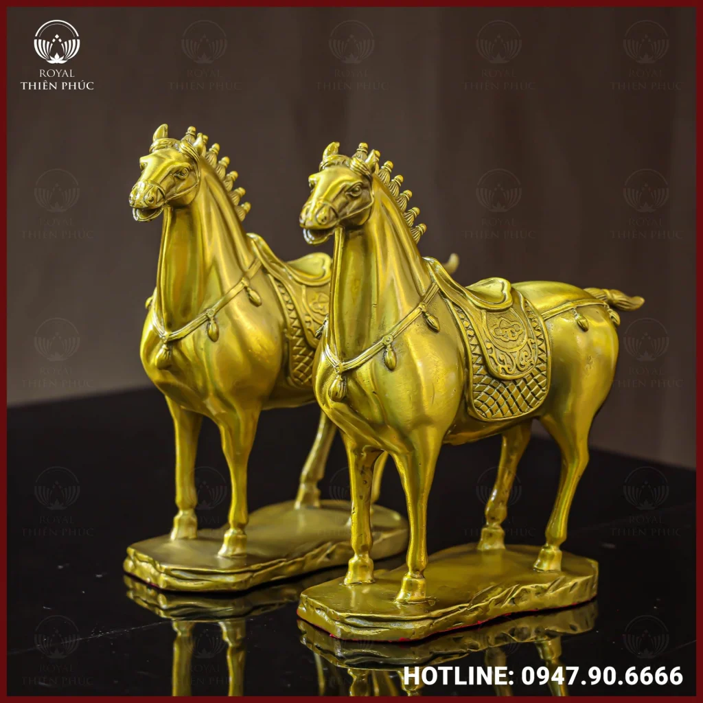 Tượng ngựa bằng đồng vàng cao 20cm