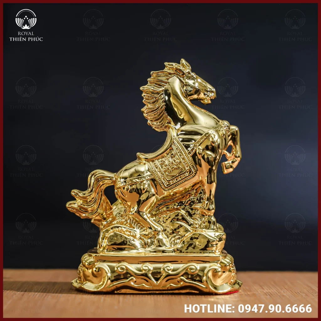 Tượng ngựa đồng vàng mạ vàng kích thước 15x12cm nặng 1,2kg