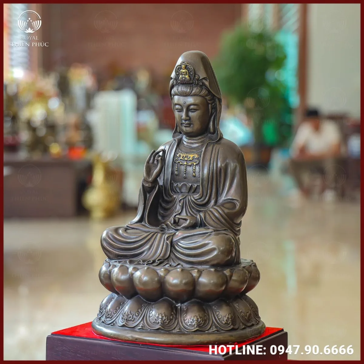 Màu sắc cổ kính, trang nghiêm