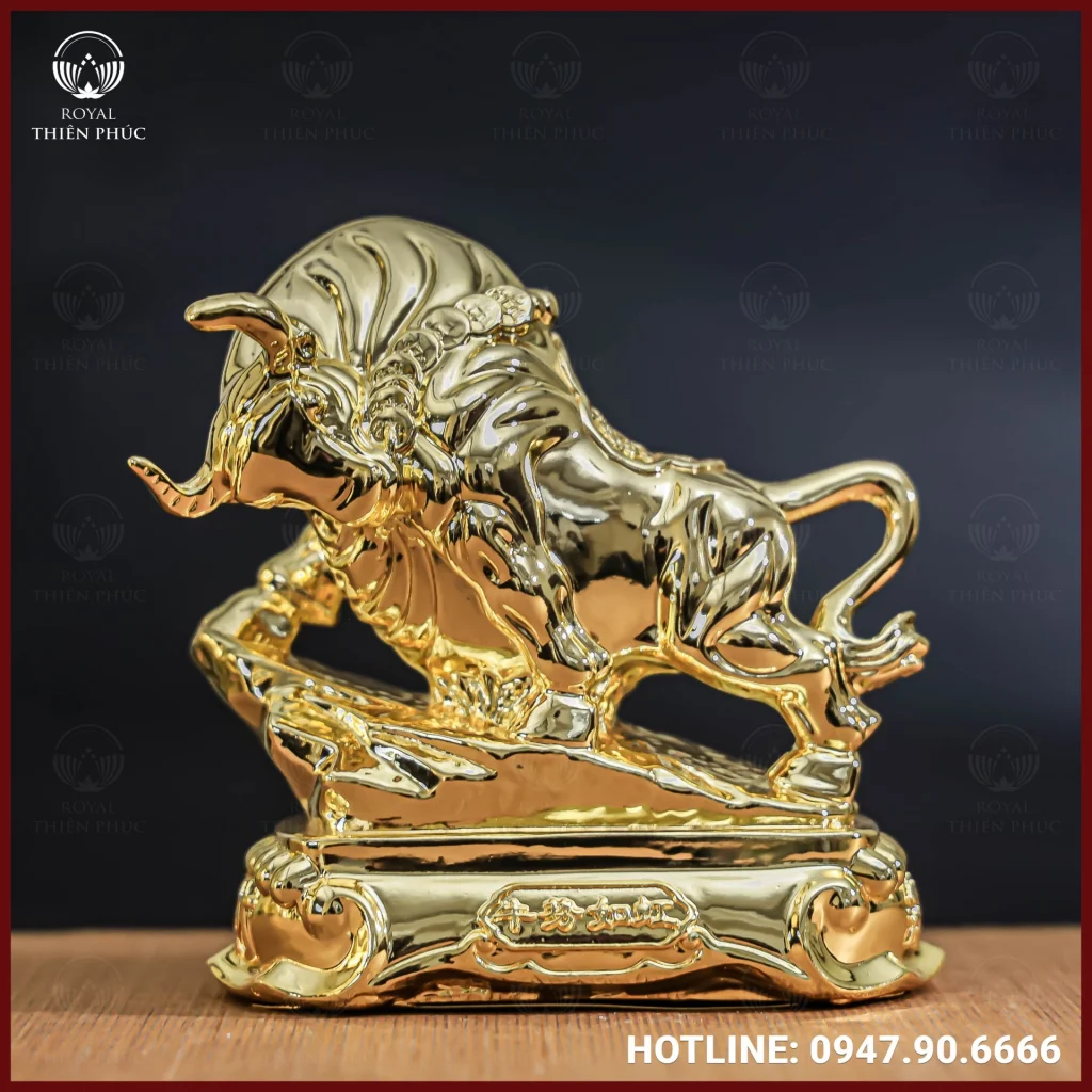 Tượng trâu đồng vàng mạ vàng kích thước 16x13cm nặng 1kg